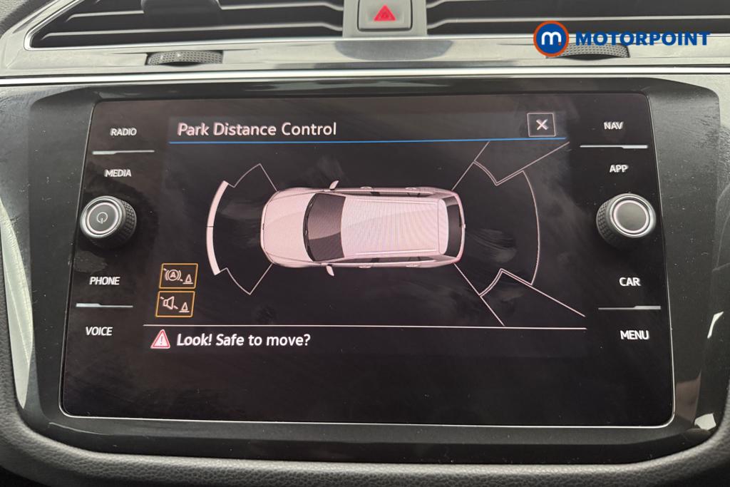 Volkswagen Tiguan R-Line Automatic Petrol SUV - Stock Number (1562391) - 3rd supplementary image