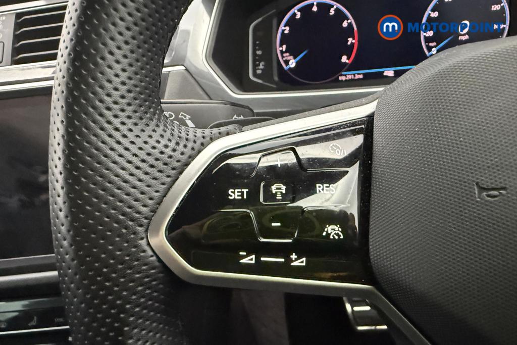 Volkswagen Tiguan R-Line Automatic Petrol SUV - Stock Number (1562391) - 14th supplementary image