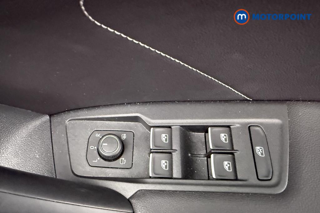 Volkswagen Tiguan R-Line Edition Automatic Diesel SUV - Stock Number (1562582) - 20th supplementary image