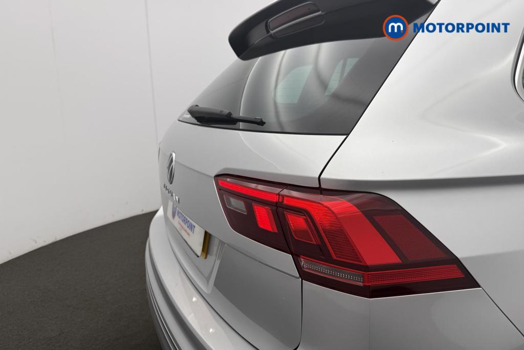 Volkswagen Tiguan R-Line Edition Automatic Diesel SUV - Stock Number (1562582) - 28th supplementary image