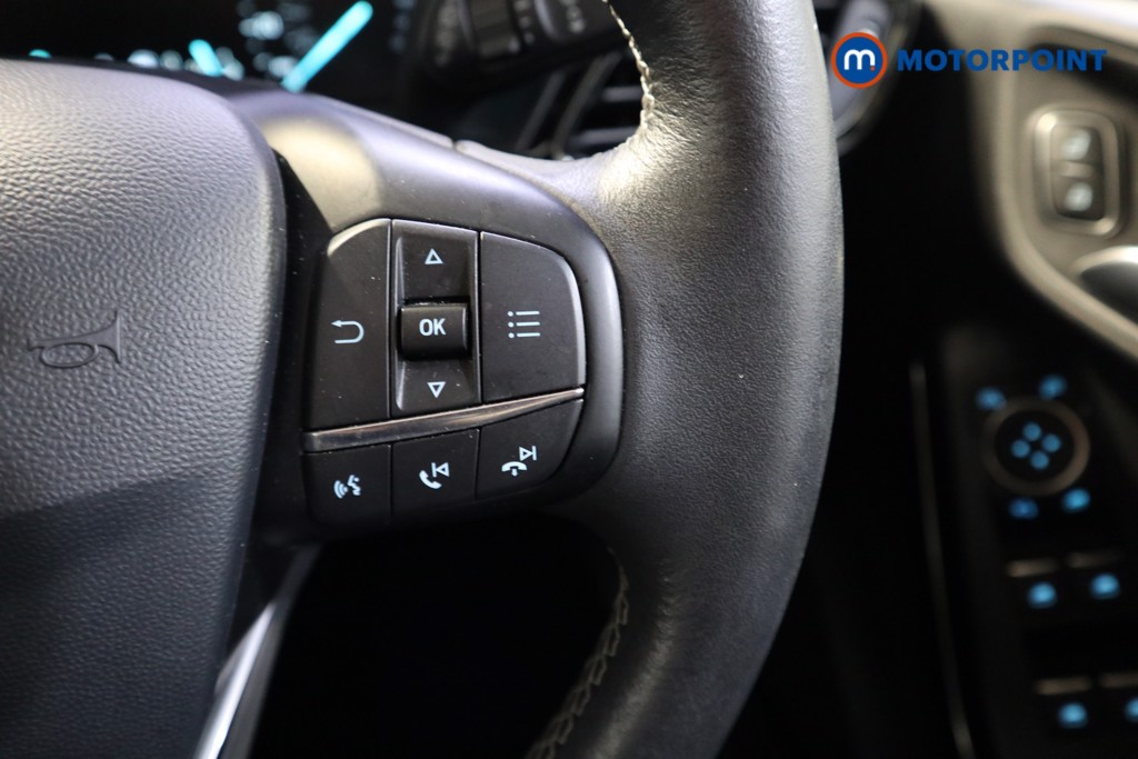 Ford Fiesta Titanium Manual Petrol Hatchback - Stock Number (1563181) - 4th supplementary image