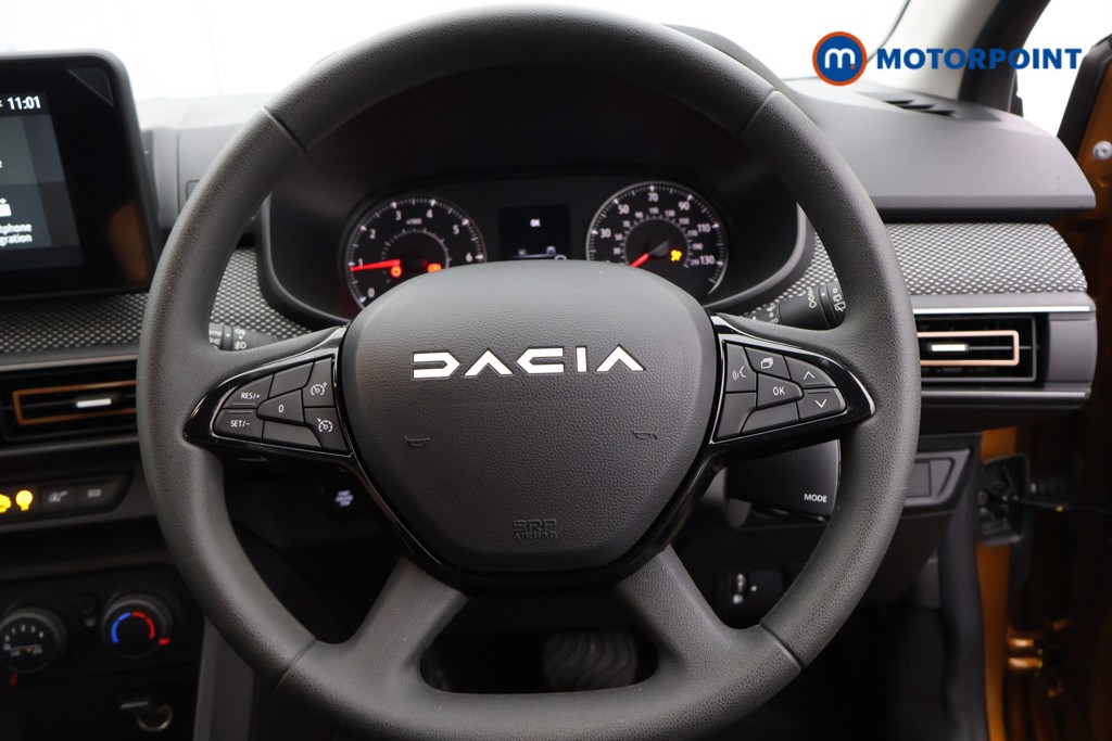 Dacia Sandero Stepway Expression Automatic Petrol Hatchback - Stock Number (1563296) - 1st supplementary image