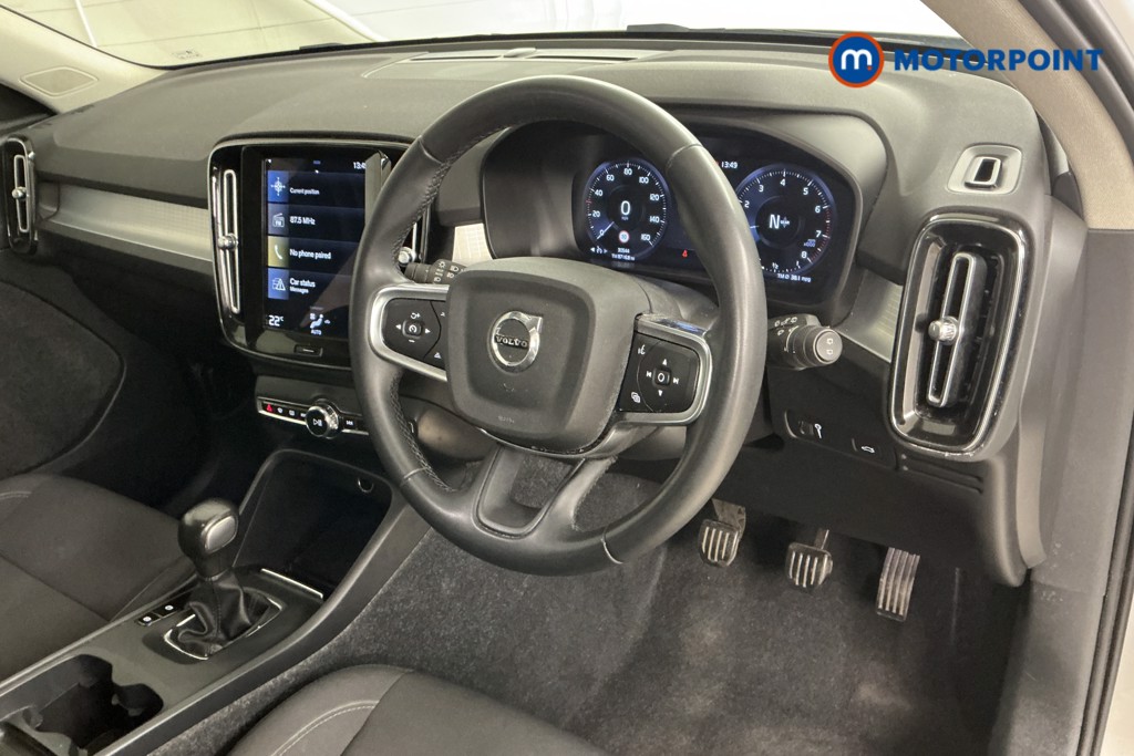 Volvo Xc40 Momentum Manual Petrol SUV - Stock Number (1563335) - 7th supplementary image