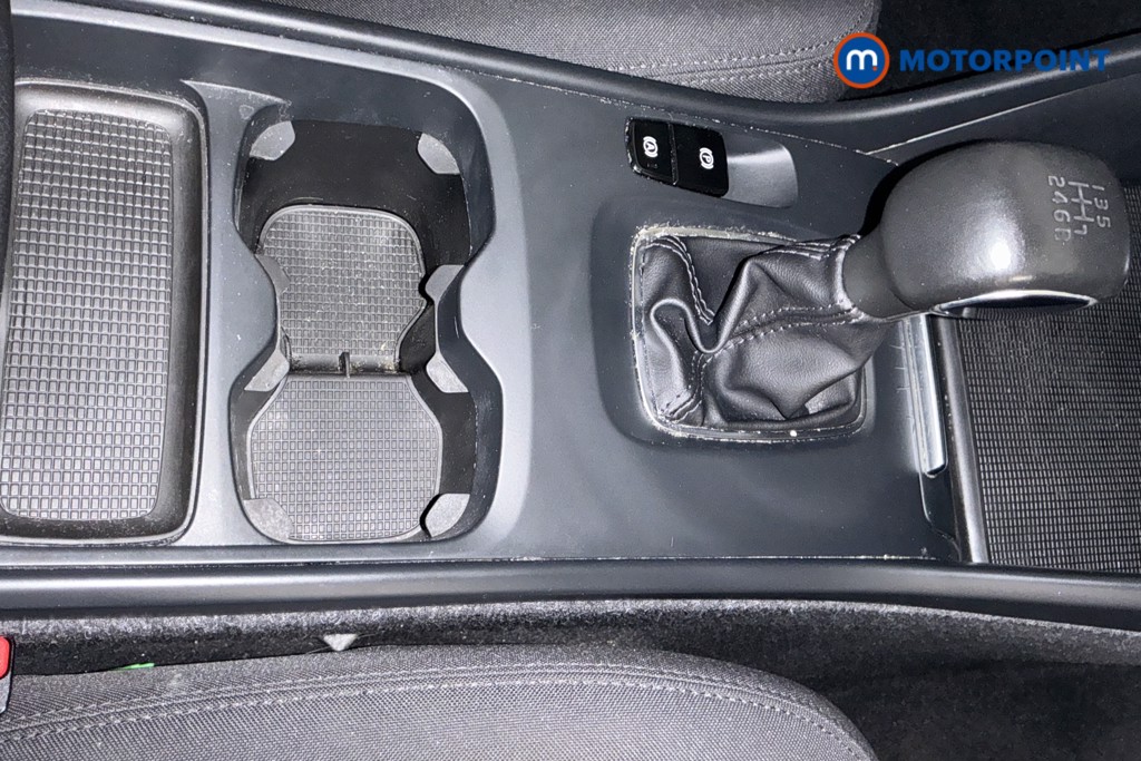 Volvo Xc40 Momentum Manual Petrol SUV - Stock Number (1563335) - 12th supplementary image