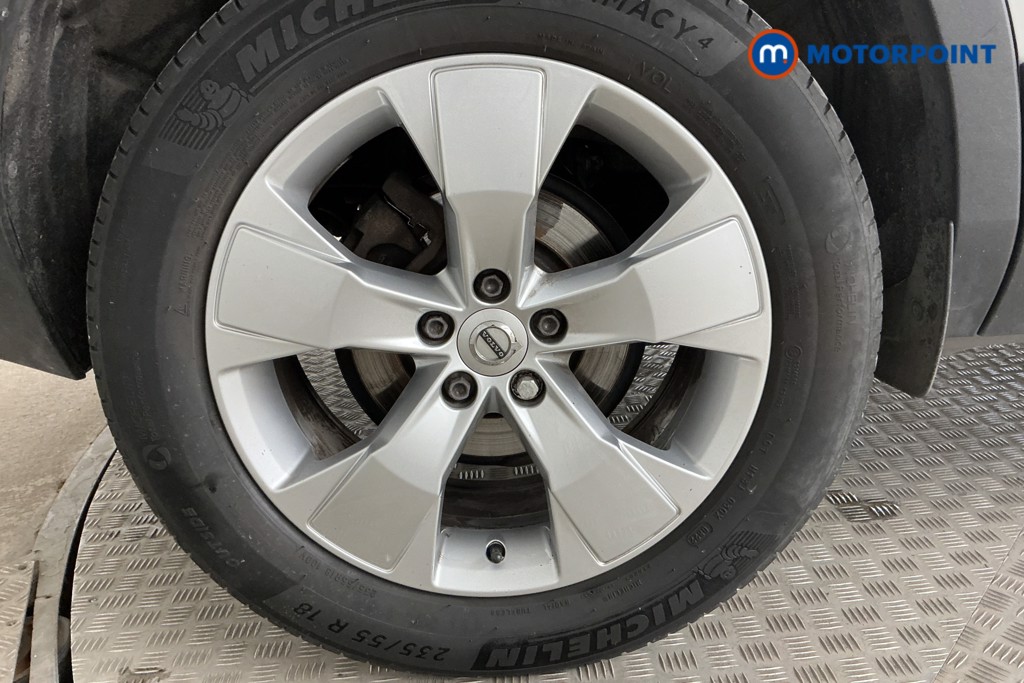 Volvo Xc40 Momentum Manual Petrol SUV - Stock Number (1563335) - 31st supplementary image