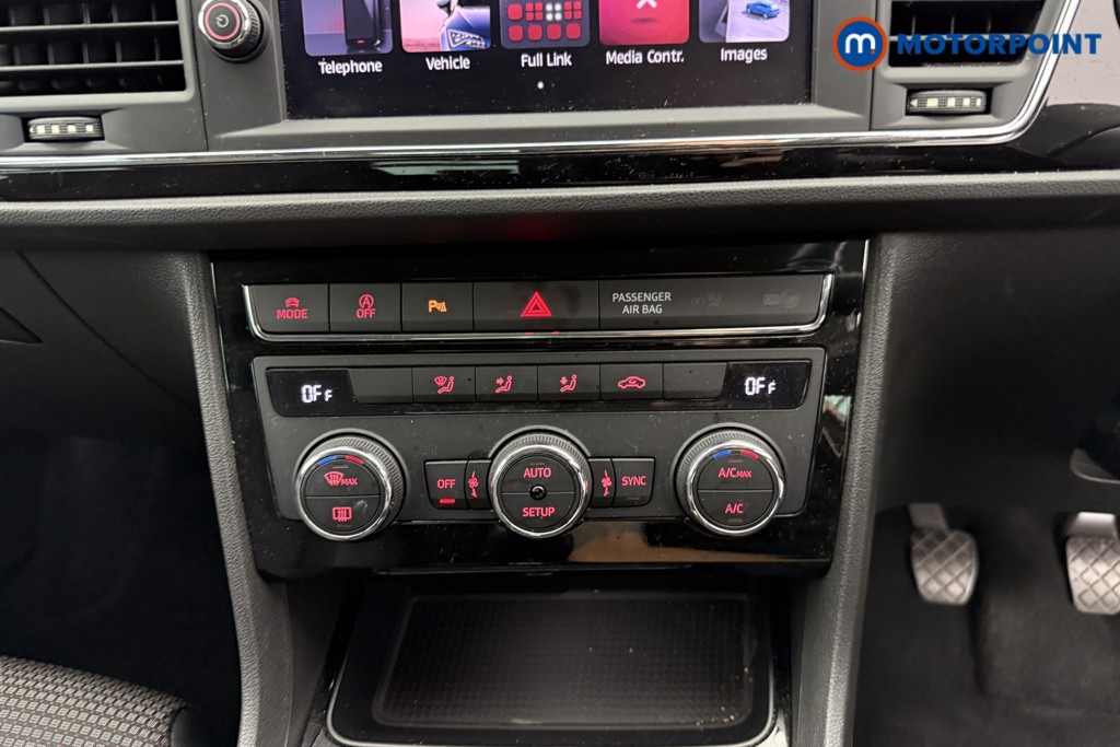 Seat Leon FR Manual Petrol Hatchback - Stock Number (1563557) - 10th supplementary image
