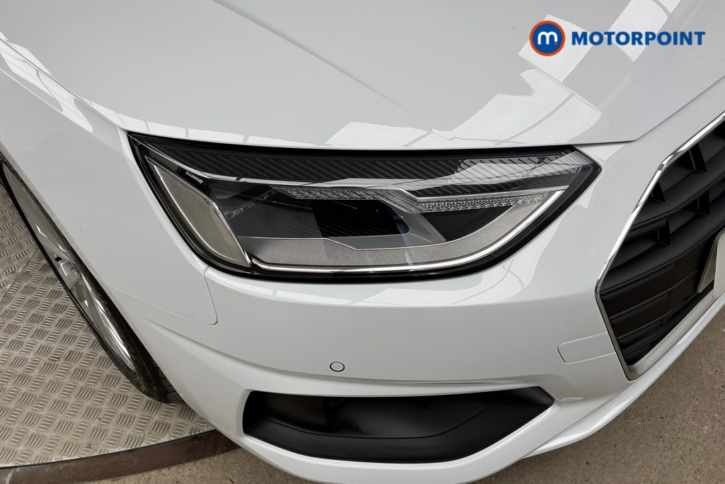 Audi A4 Technik Automatic Diesel Estate - Stock Number (1563596) - 30th supplementary image