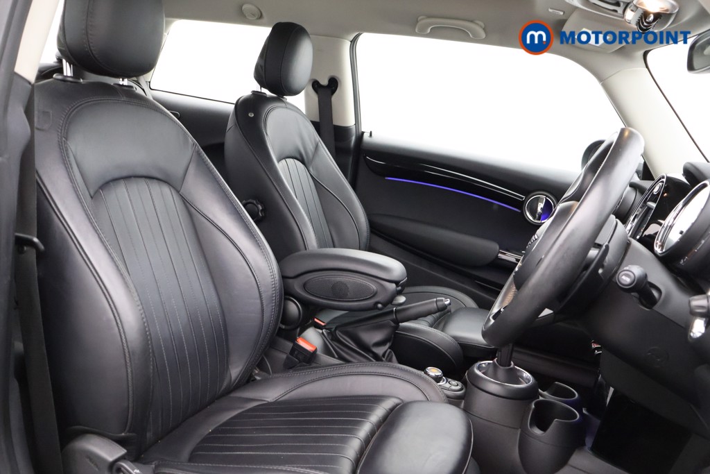 Mini Hatchback Cooper S Exclusive Automatic Petrol Hatchback - Stock Number (1563606) - 11th supplementary image
