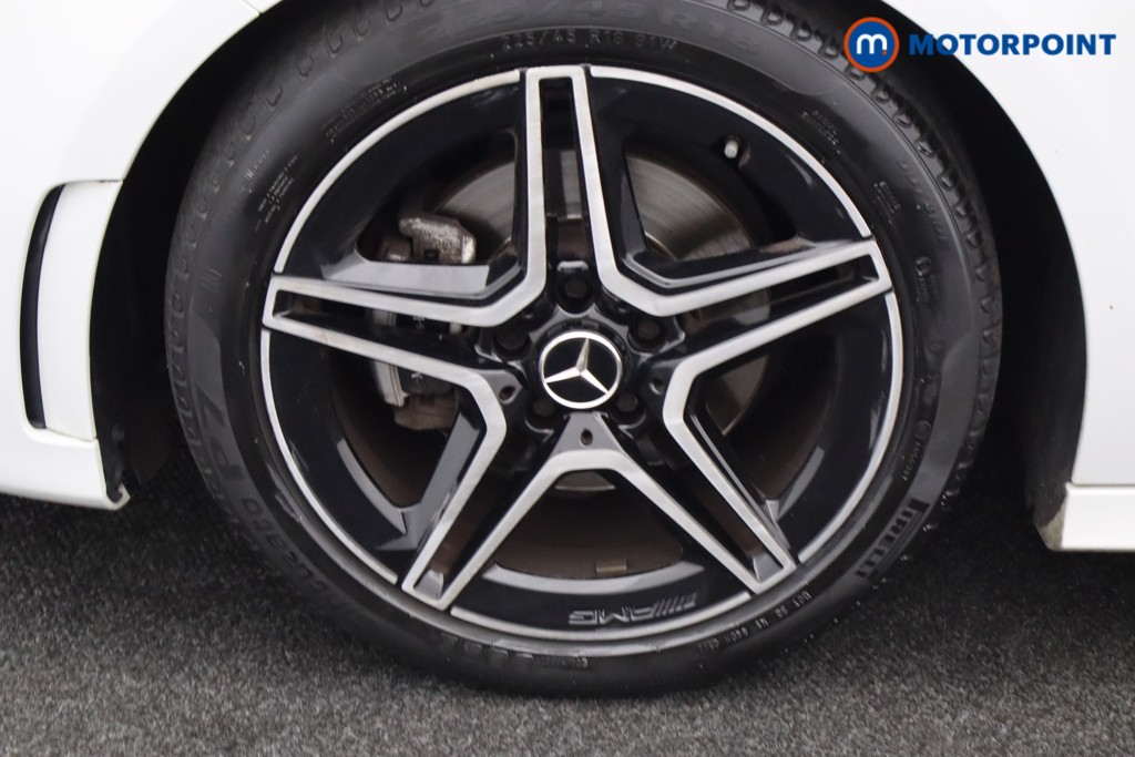 Mercedes-Benz A Class Amg Line Executive Edition Automatic Petrol Saloon - Stock Number (1563610) - 25th supplementary image