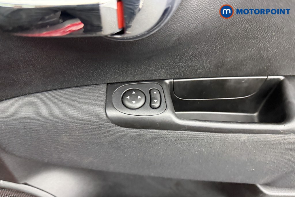 Fiat 500 1.0 Mild Hybrid 3Dr Manual Petrol-Electric Hybrid Hatchback - Stock Number (1563819) - 13th supplementary image