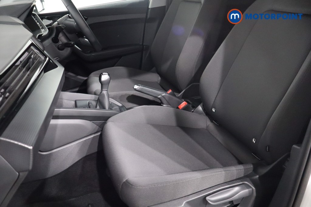 Audi A1 Technik Manual Petrol Hatchback - Stock Number (1563874) - 4th supplementary image
