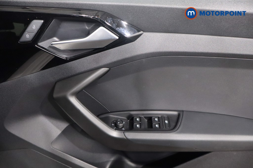 Audi A1 Technik Manual Petrol Hatchback - Stock Number (1563874) - 21st supplementary image