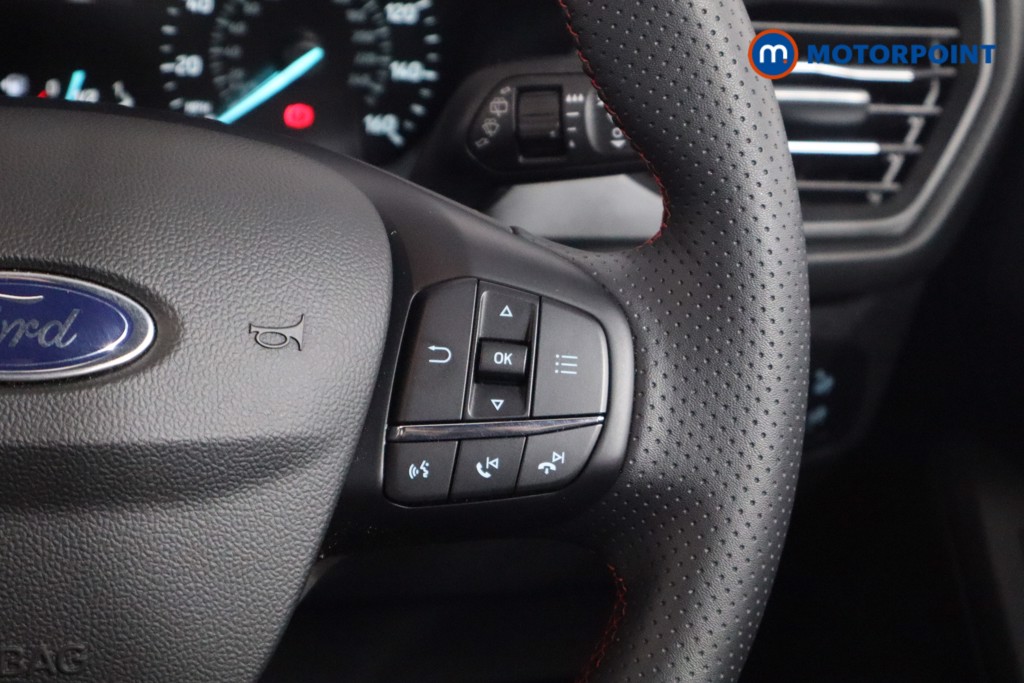 Ford Focus St-Line Manual Petrol-Electric Hybrid Hatchback - Stock Number (1564248) - 8th supplementary image