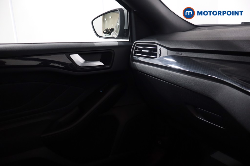 Ford Focus St-Line Manual Petrol-Electric Hybrid Hatchback - Stock Number (1564248) - 19th supplementary image