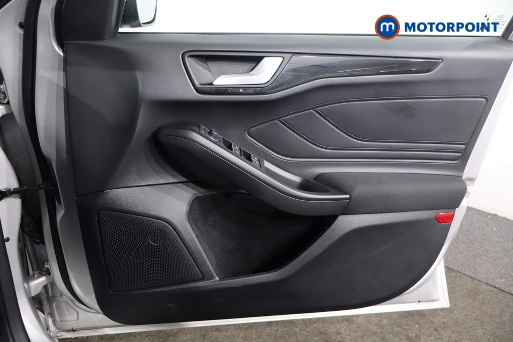 Ford Focus St-Line Manual Petrol-Electric Hybrid Hatchback - Stock Number (1564248) - 24th supplementary image