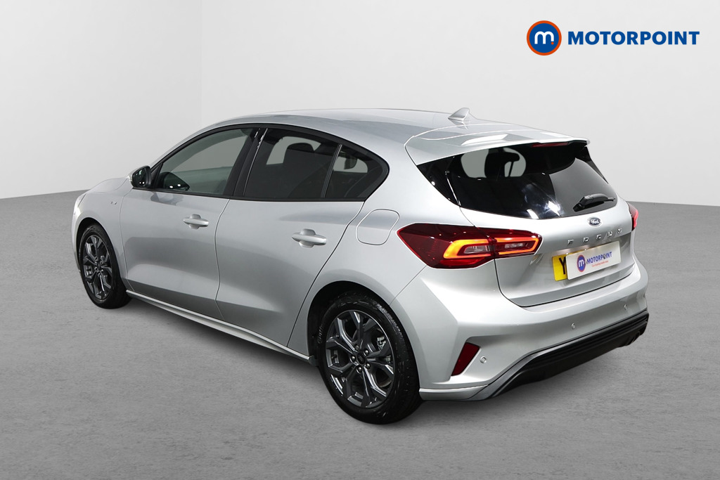 Ford Focus St-Line Manual Petrol-Electric Hybrid Hatchback - Stock Number (1564248) - Passenger side rear corner