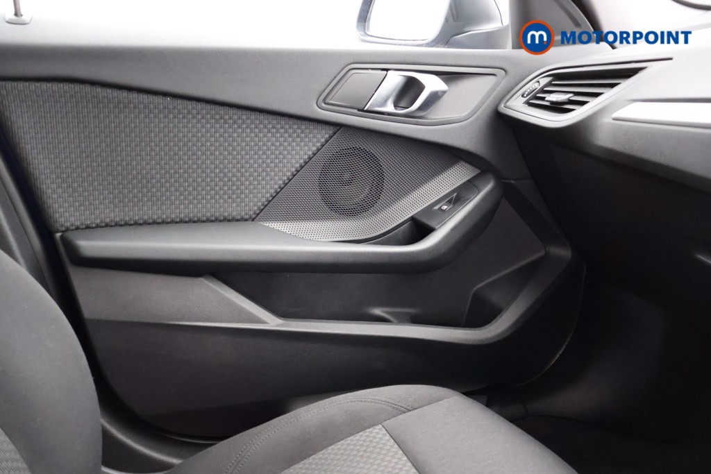 BMW 1 Series SE Automatic Petrol Hatchback - Stock Number (1564333) - 7th supplementary image