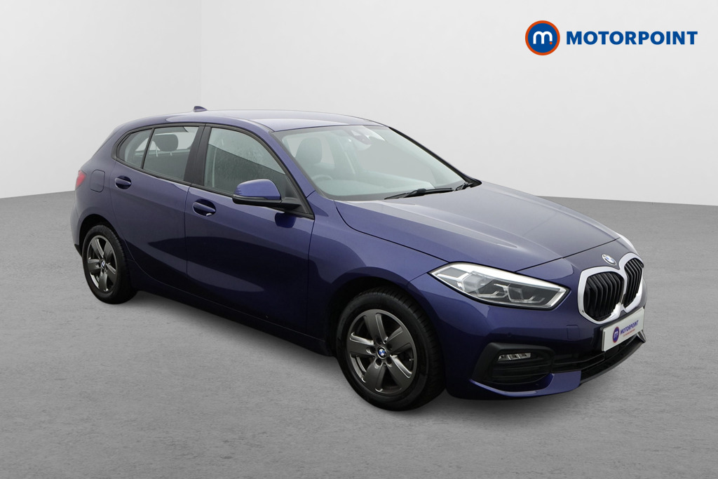 BMW 1 Series SE Automatic Petrol Hatchback - Stock Number (1564333) - Drivers side front corner