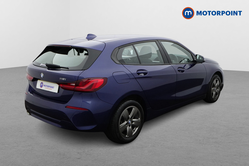 BMW 1 Series SE Automatic Petrol Hatchback - Stock Number (1564333) - Drivers side rear corner