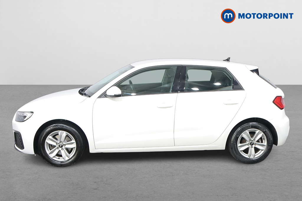 Audi A1 Technik Manual Petrol Hatchback - Stock Number (1564648) - Passenger side