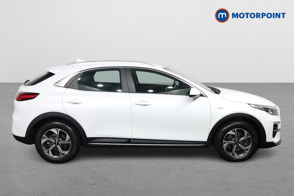 KIA Xceed 2 Manual Petrol Hatchback - Stock Number (1564710) - Drivers side