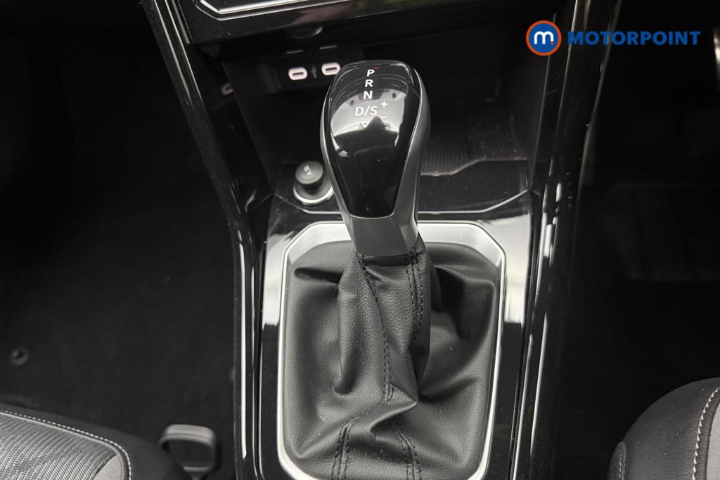 Volkswagen T-Roc R-Line Automatic Petrol SUV - Stock Number (1564742) - 7th supplementary image