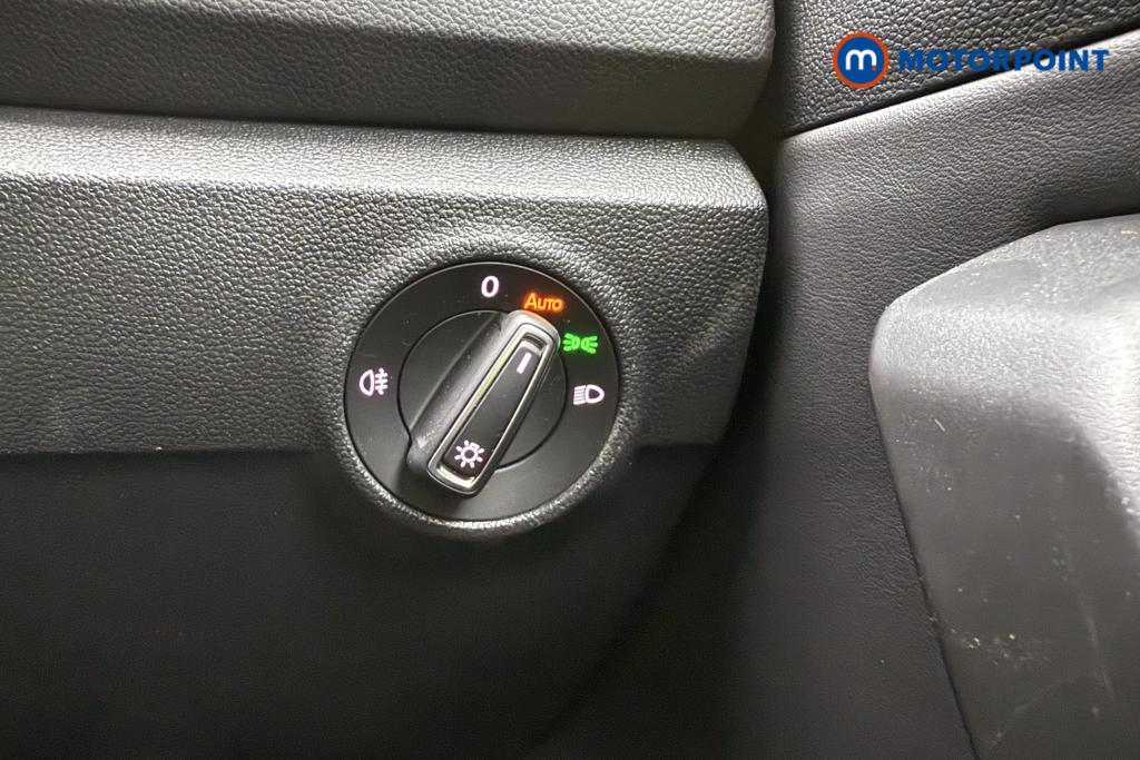 Volkswagen T-Roc R-Line Automatic Petrol SUV - Stock Number (1564742) - 17th supplementary image