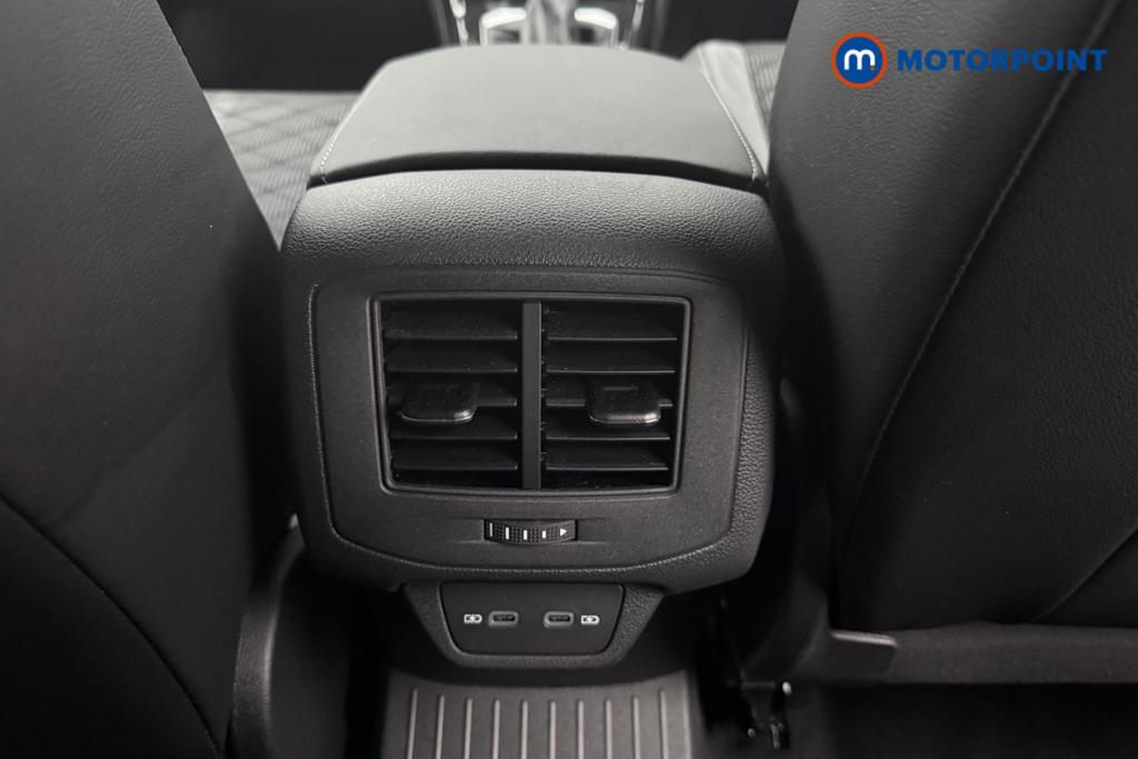 Volkswagen T-Roc R-Line Automatic Petrol SUV - Stock Number (1564742) - 21st supplementary image