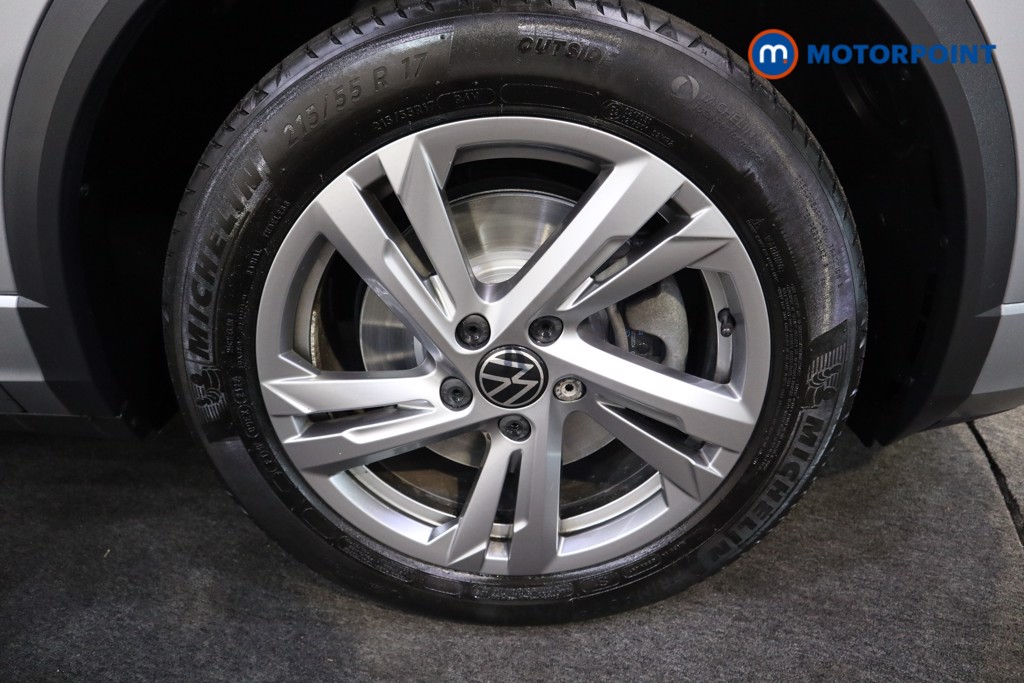 Volkswagen T-Roc R-Line Automatic Diesel SUV - Stock Number (1564840) - 17th supplementary image