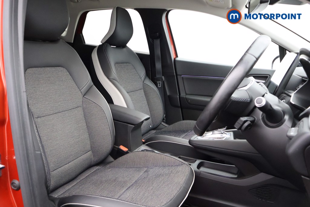 Renault Captur S Edition Automatic Petrol Plug-In Hybrid SUV - Stock Number (1564865) - 10th supplementary image