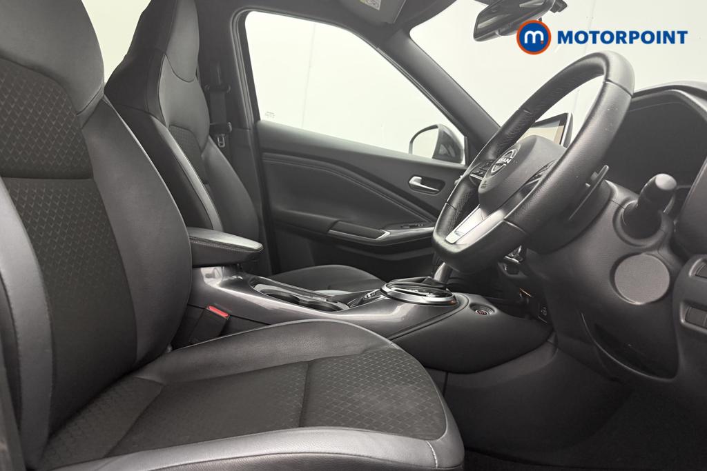 Nissan Juke N-Connecta Automatic Petrol SUV - Stock Number (1564986) - 8th supplementary image
