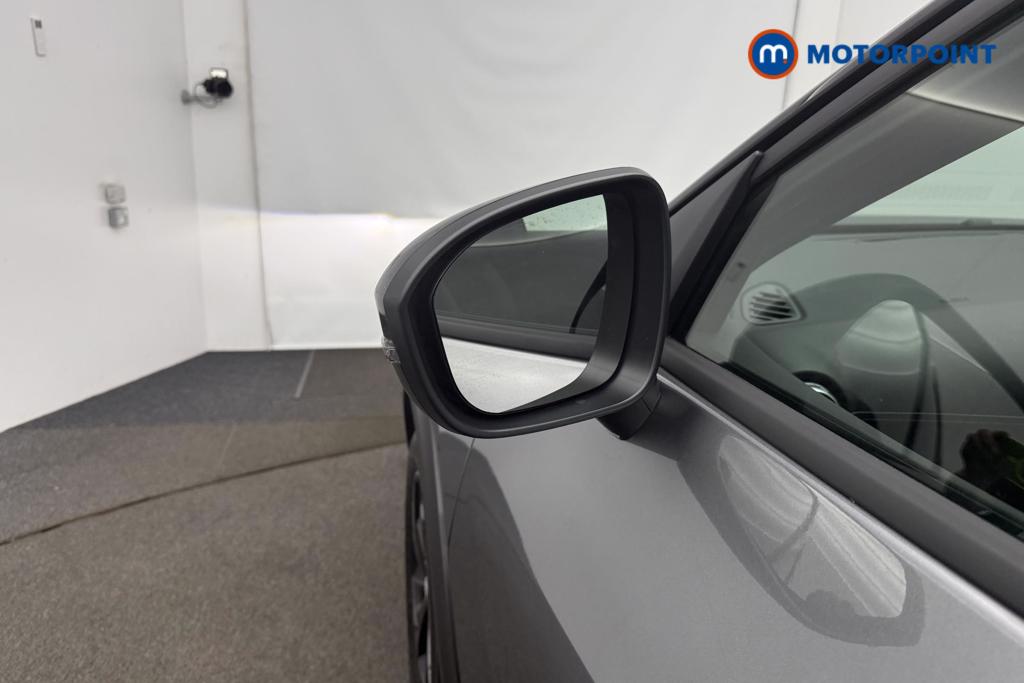 Nissan Juke N-Connecta Automatic Petrol SUV - Stock Number (1564986) - 30th supplementary image