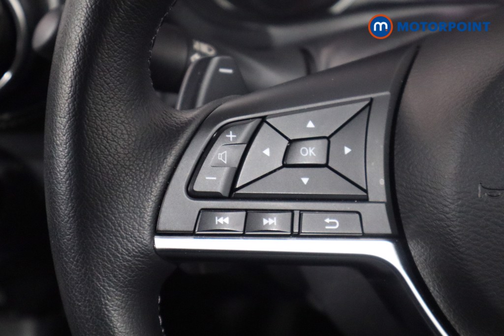 Nissan Juke N-Connecta Automatic Petrol SUV - Stock Number (1564999) - 7th supplementary image