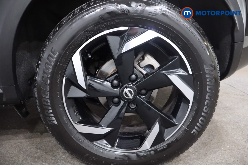 Nissan Juke N-Connecta Automatic Petrol SUV - Stock Number (1564999) - 12th supplementary image