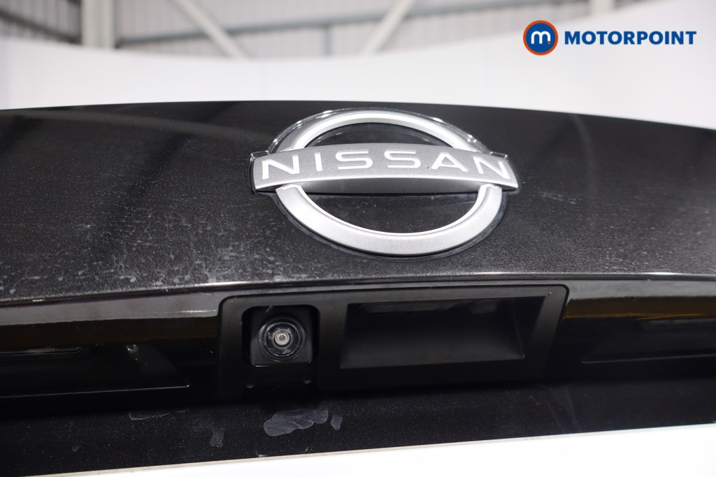 Nissan Juke N-Connecta Automatic Petrol SUV - Stock Number (1564999) - 32nd supplementary image