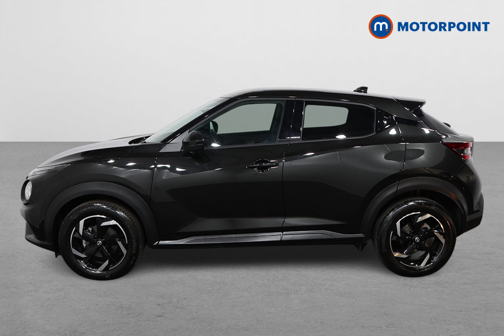 Nissan Juke N-Connecta Automatic Petrol SUV - Stock Number (1564999) - Passenger side