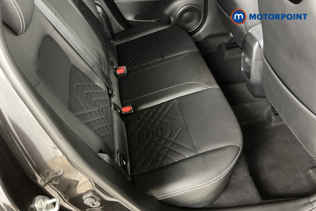 Nissan Juke Tekna Manual Petrol SUV - Stock Number (1565072) - 4th supplementary image