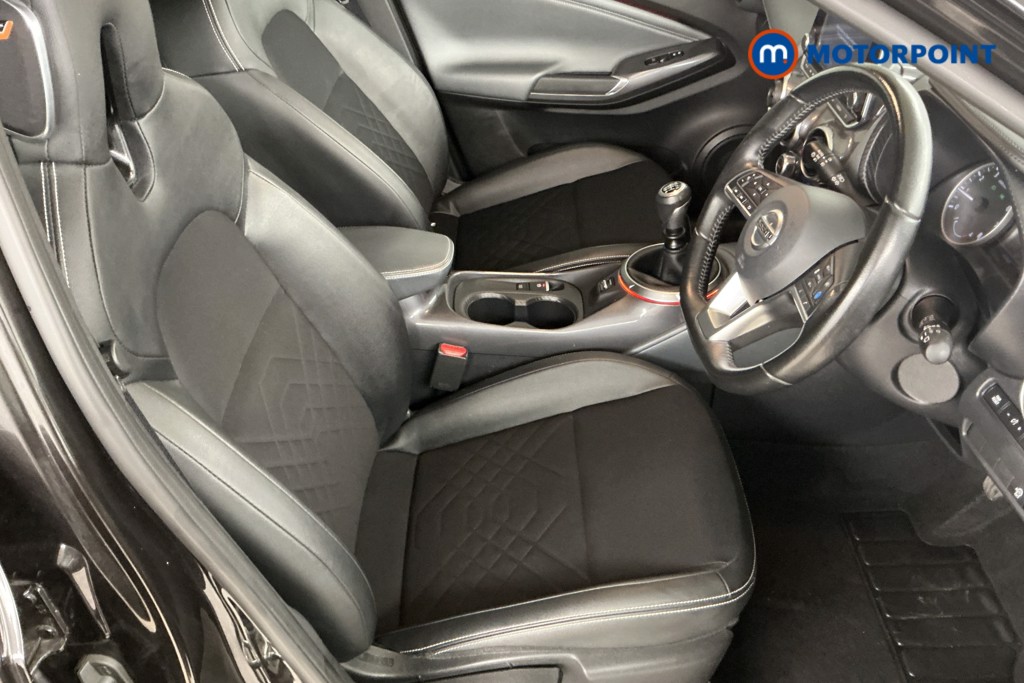 Nissan Juke Tekna Manual Petrol SUV - Stock Number (1565072) - 5th supplementary image