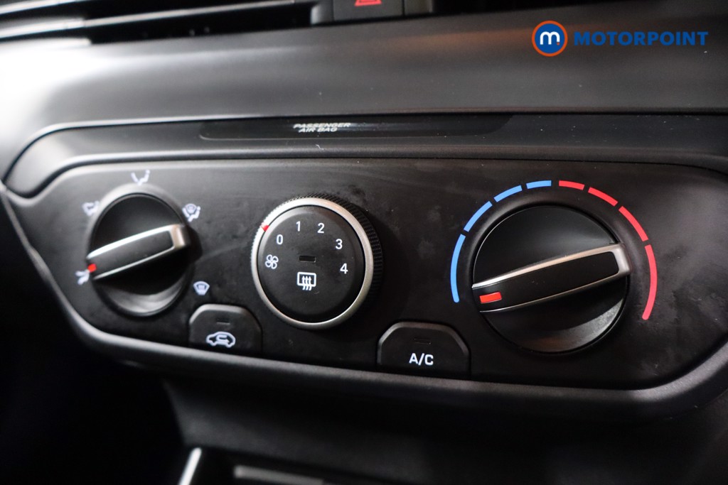 Hyundai Bayon Se Connect Automatic Petrol-Electric Hybrid SUV - Stock Number (1565110) - 12th supplementary image