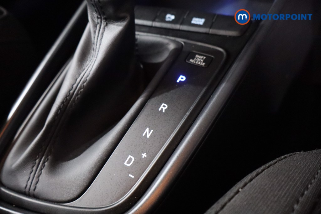Hyundai Bayon Se Connect Automatic Petrol-Electric Hybrid SUV - Stock Number (1565110) - 16th supplementary image