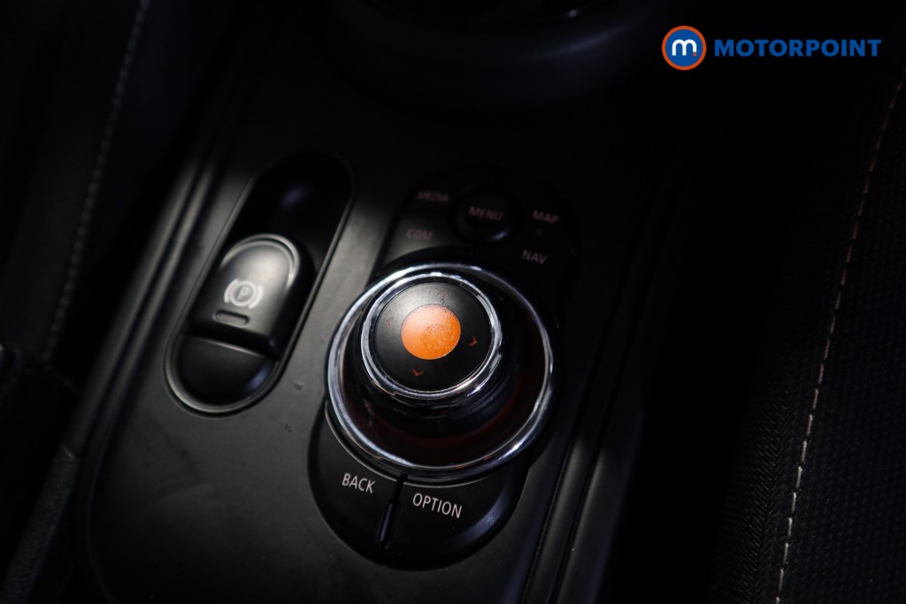 Mini Countryman Cooper Manual Petrol SUV - Stock Number (1565299) - 8th supplementary image