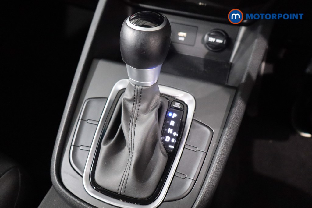 Hyundai Kona Se Connect Automatic Petrol-Electric Hybrid SUV - Stock Number (1565514) - 14th supplementary image