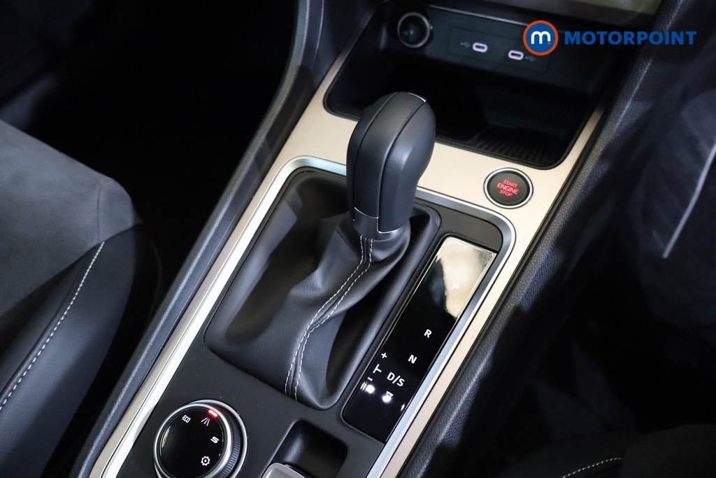 Seat Ateca Xperience Automatic Petrol SUV - Stock Number (1565612) - 11th supplementary image