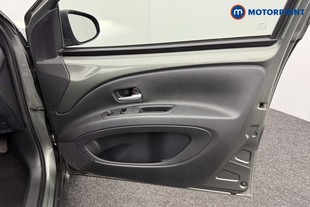 Toyota Aygo X Limited Edition Manual Petrol Hatchback - Stock Number (1565620) - 17th supplementary image