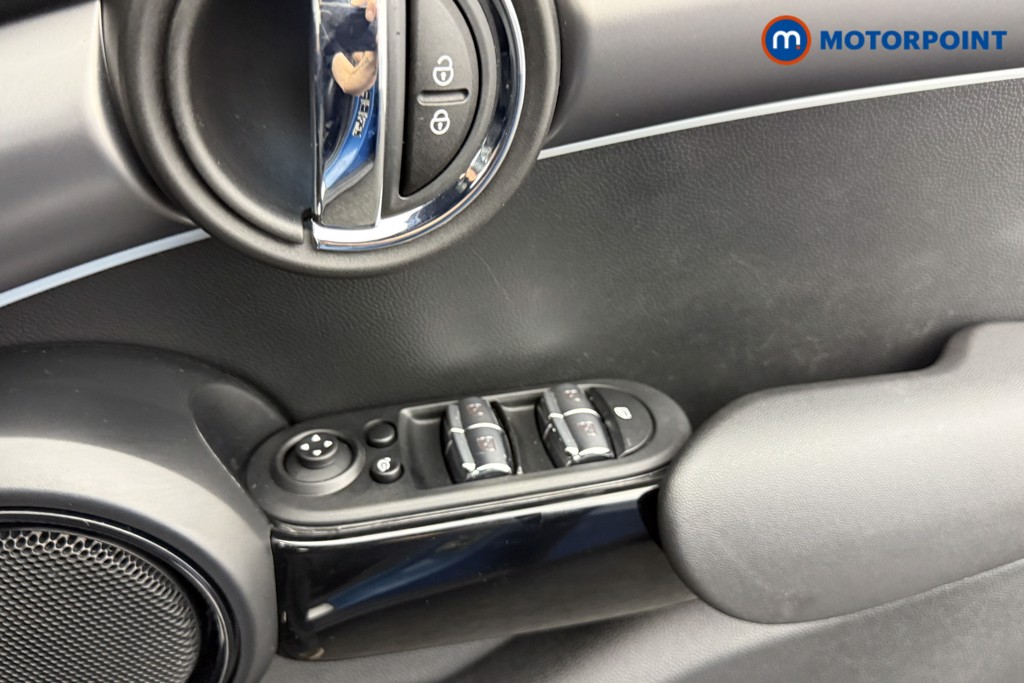 Mini Hatchback Cooper S Exclusive Automatic Petrol Hatchback - Stock Number (1565766) - 14th supplementary image