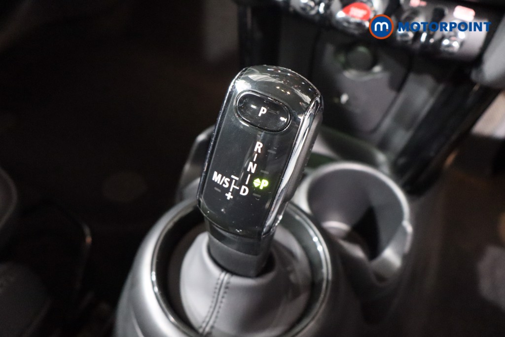 Mini Hatchback Cooper S Exclusive Automatic Petrol Hatchback - Stock Number (1565781) - 15th supplementary image