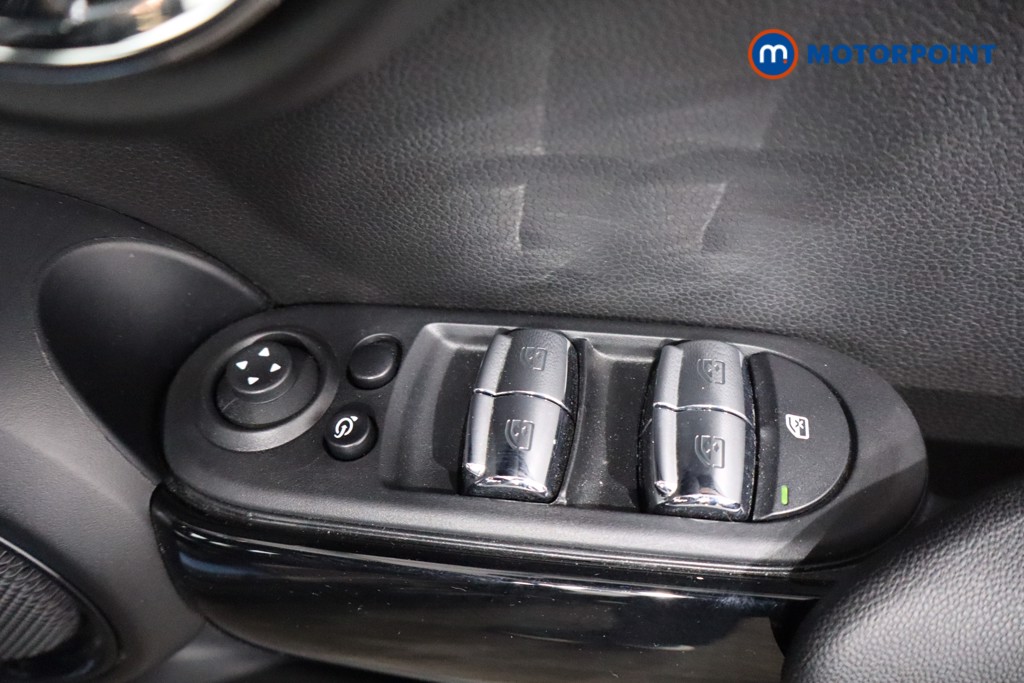 Mini Hatchback Cooper S Exclusive Automatic Petrol Hatchback - Stock Number (1565781) - 20th supplementary image