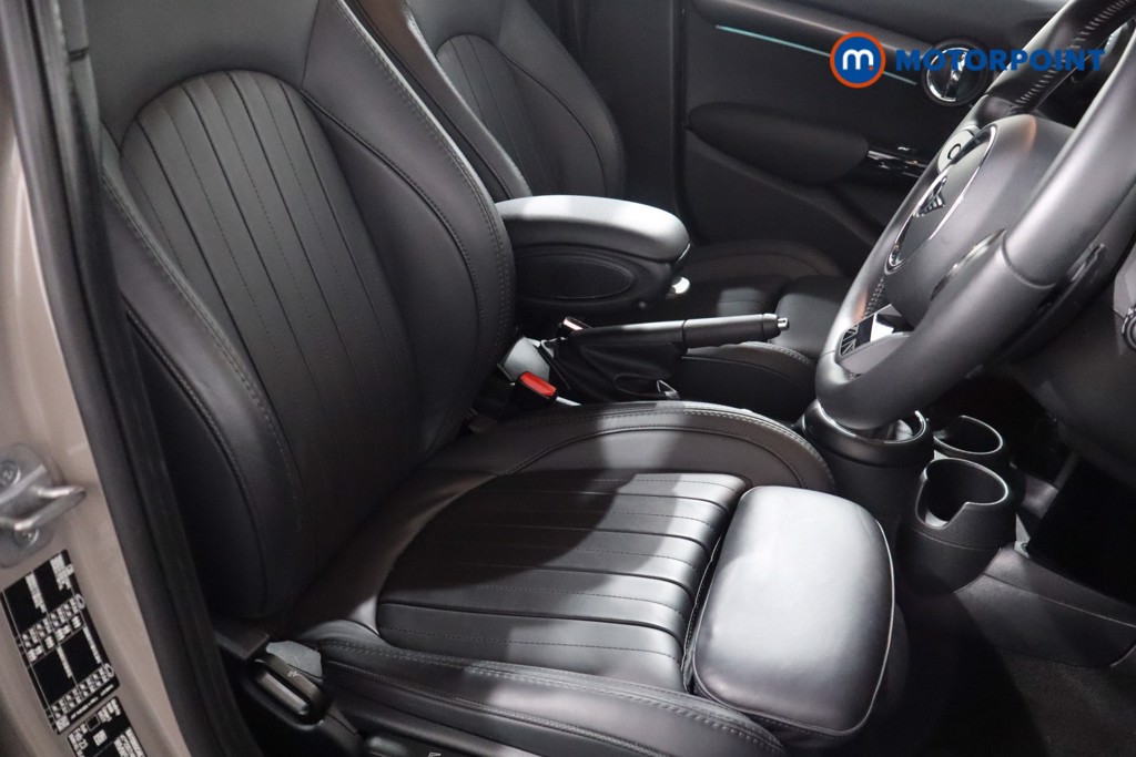 Mini Hatchback Cooper S Exclusive Automatic Petrol Hatchback - Stock Number (1565781) - 24th supplementary image