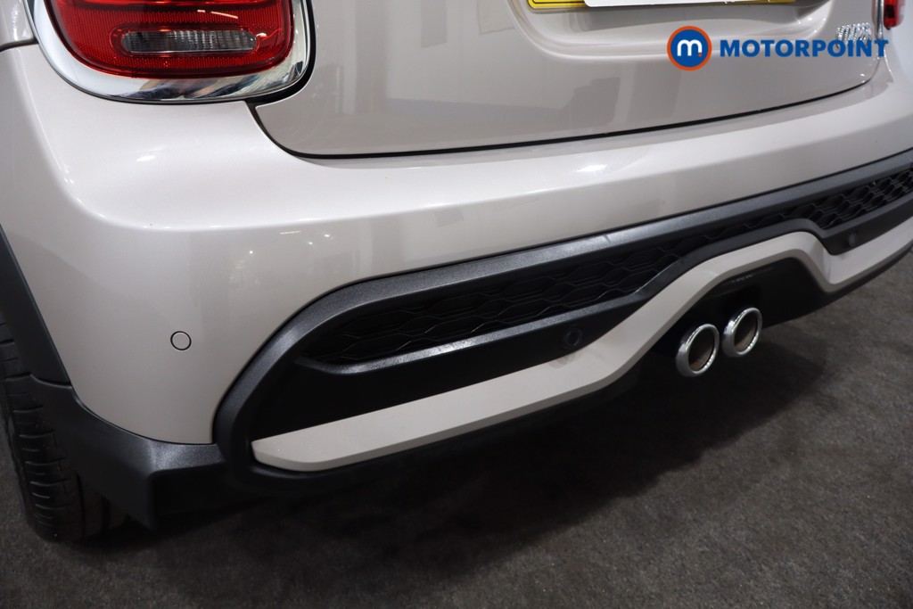 Mini Hatchback Cooper S Exclusive Automatic Petrol Hatchback - Stock Number (1565781) - 34th supplementary image