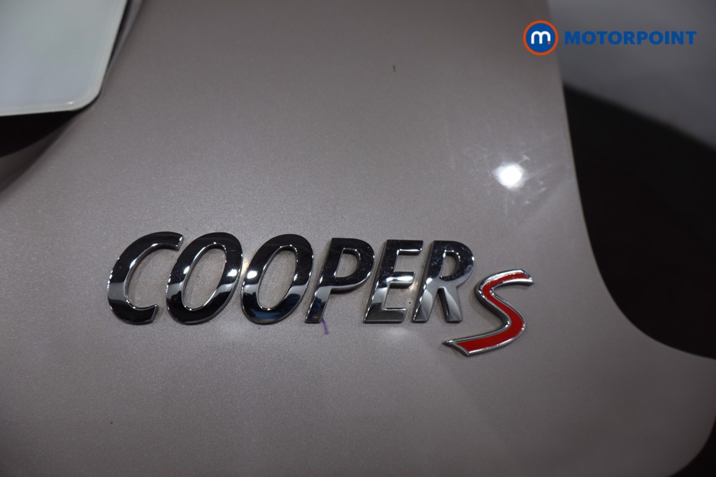 Mini Hatchback Cooper S Exclusive Automatic Petrol Hatchback - Stock Number (1565781) - 35th supplementary image